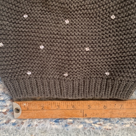 Reverse knit beanie with hand sewn crystal beads - Picture 5 of 6